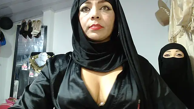 nadia__abaud live cam preview