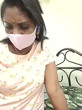 tamil__honey live cam on StripChat
