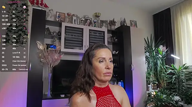 SheilaRyan live cam on StripChat