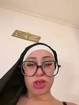 queenlo_xxx webcam