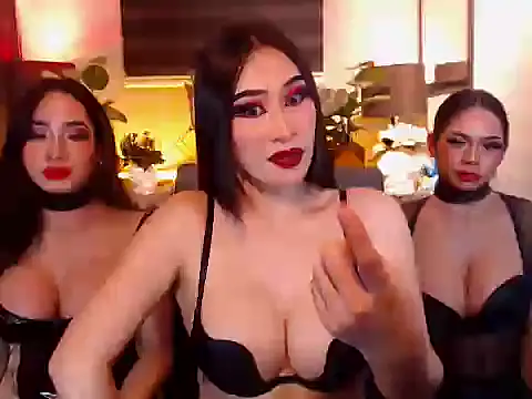 MALICIOUS_EVA live cam on StripChat