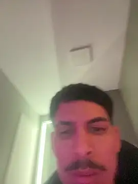 Latino_White_21