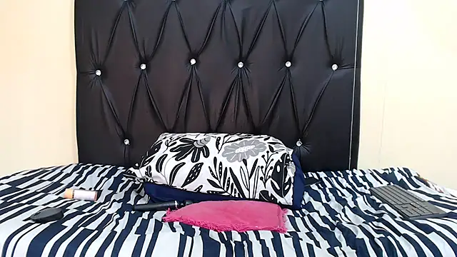 PIXIEBITCHXXX26