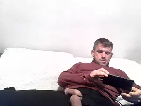 Cambitchboy webcam