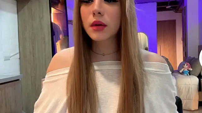 Modèle: Isa_Pallmer