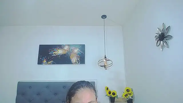 sasi_luna live cam preview
