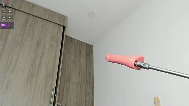 idkusethis live cam preview