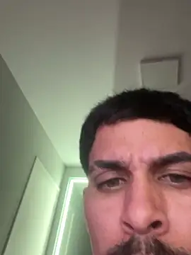 Latino_White_21