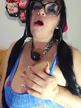 Veronica_Milf1 webcam