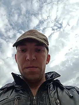 _uncle_Mitya-43_ live cam preview