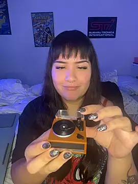 Daisyymarieee live cam on StripChat