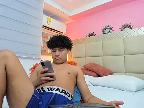 kristhofer_levis_ live cam preview
