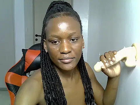 spot_curvy live cam preview