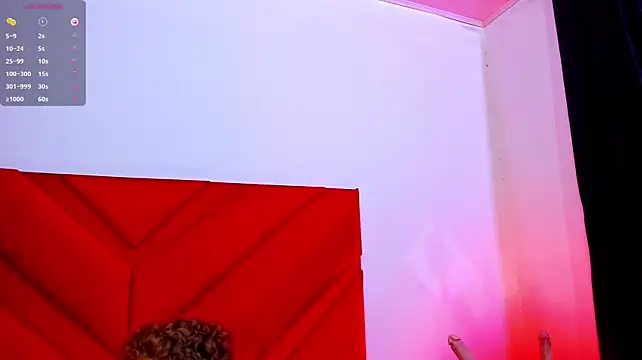 chris_red18