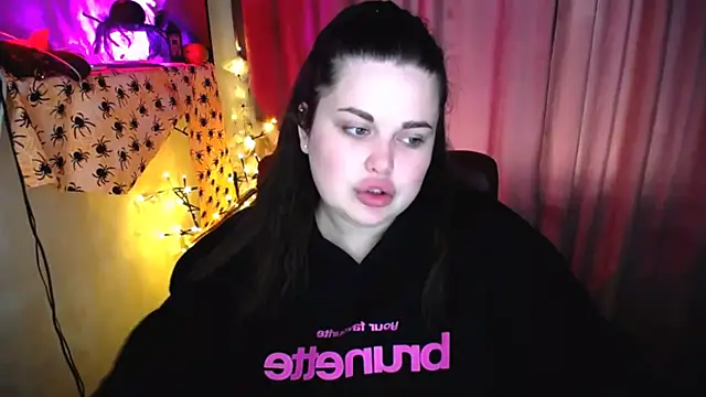 Emily_Mo webcam