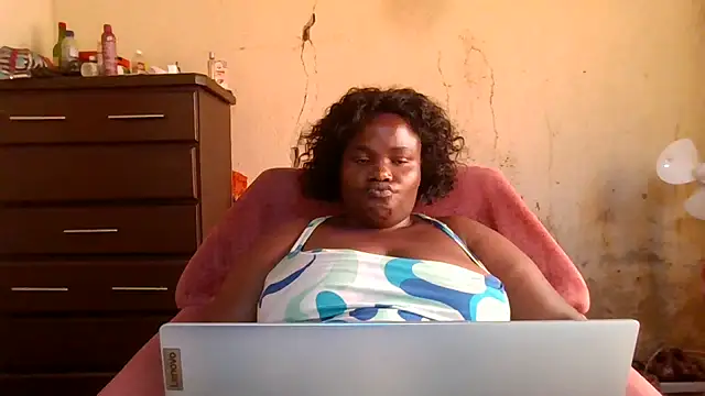 sexybigboobz live cam on StripChat