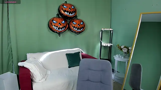 LeticiaRomano live cam preview