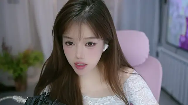 Cecily2