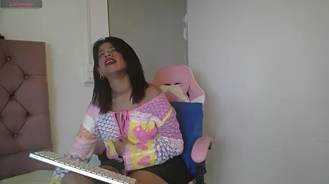 roxiefairy live cam preview