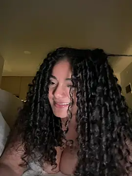 Curlyierr webcam
