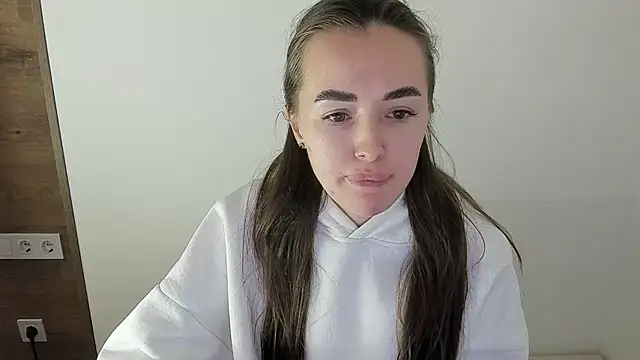 MiaMoll77 live cam on StripChat