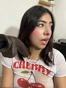 cherry_skinnyy_ live cam preview