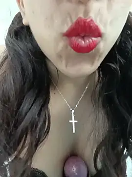 HazelCharm live cam preview