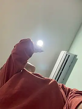 LatinaHornyy