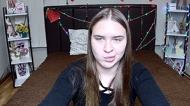 LauraHlot live cam preview