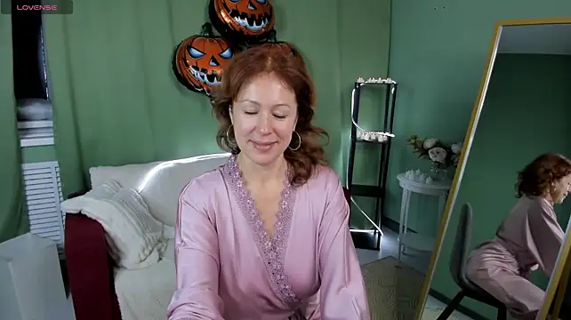 leticiaromano (F milf) - you like me
