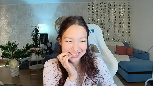 adeline webcam