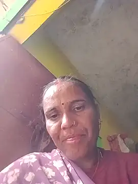 Priya_cutR