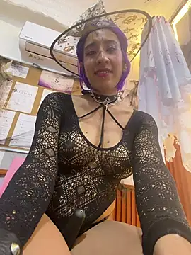 Violet_rousse7 live cam preview
