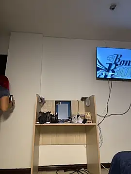 Amelie-RedHoney live cam preview
