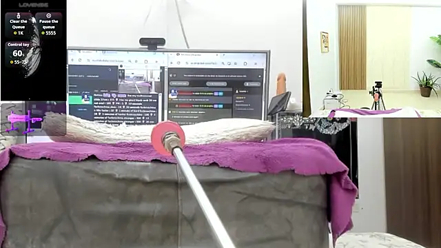 Paulina_Davis_ live cam preview