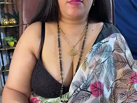 Curvy_Vincy4