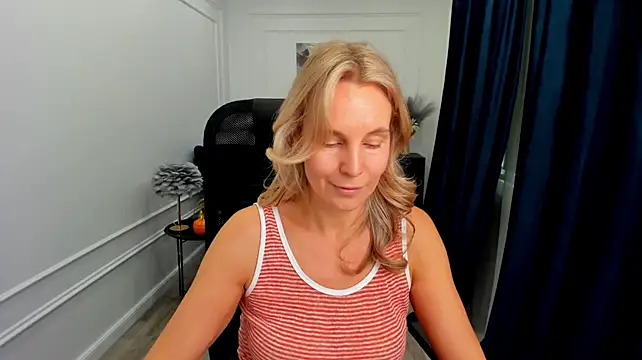Sinty_Devis live cam preview