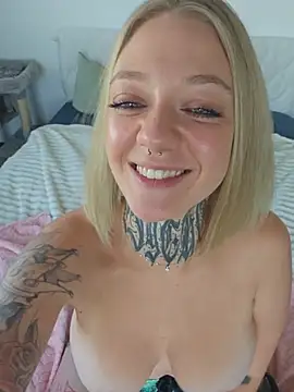 Valery_Venom live cam on StripChat