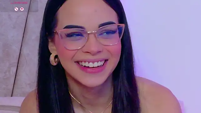 Maddie_Evanss