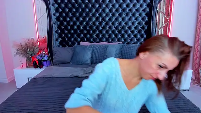 Rebecca_Diamond
