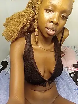 Petite_Nana webcam