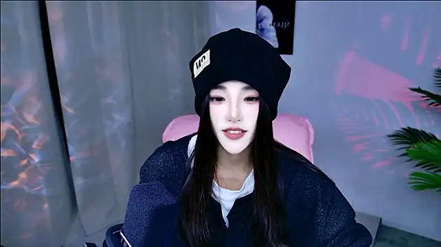 Ting- live cam on StripChat