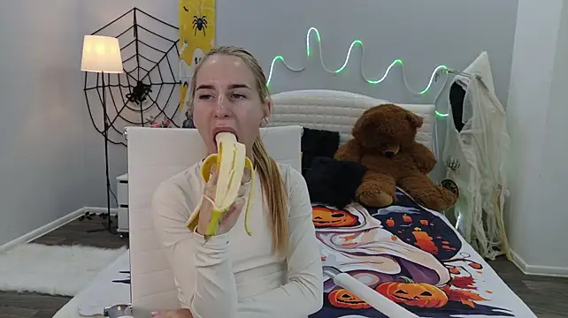 DeboraHorny