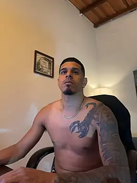 vincen_jose live cam on StripChat