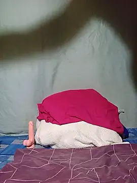 UrSweetAsianLady_02 live cam preview