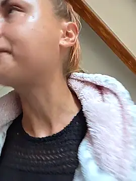 kylie_blck live cam on StripChat