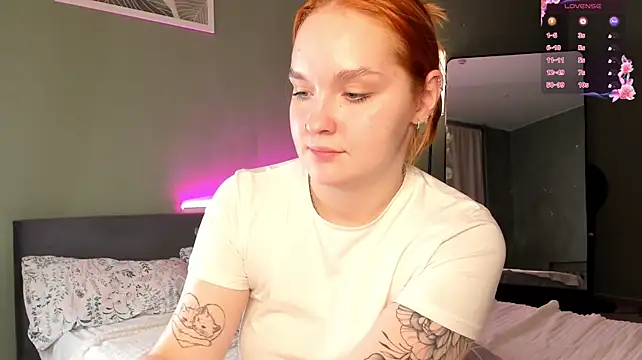 Margo_Blaze live cam on StripChat
