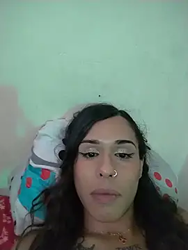 pretty_ariiel live cam on StripChat
