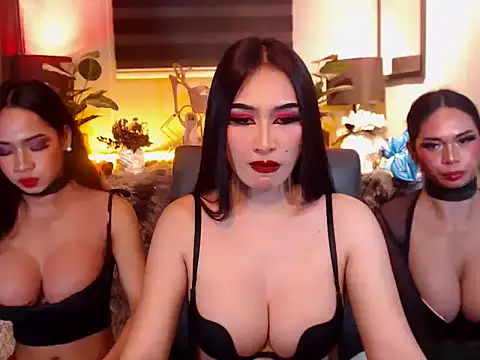 MALICIOUS_EVA live cam on StripChat