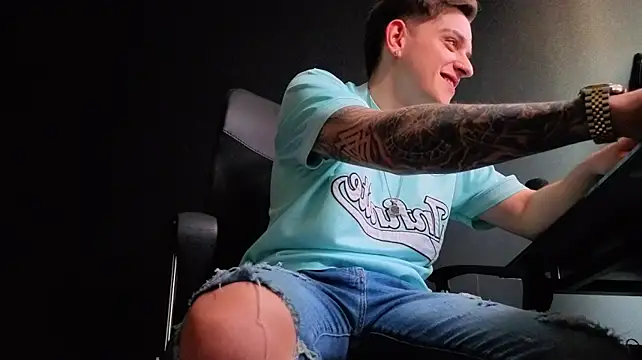 FelixStarkk live sex cam